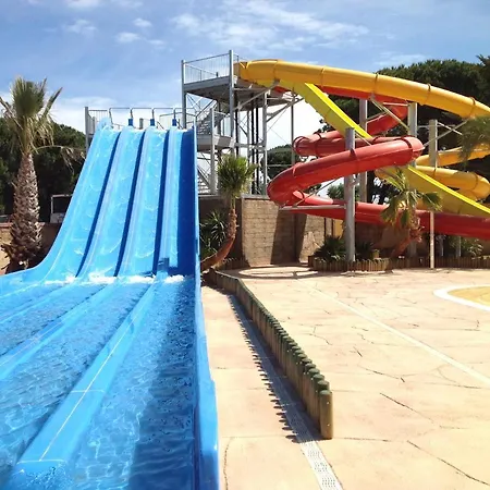Topsun La Sirene 3 Bedroom Max 4 Adulte Et 2 Des Ses Enfants Campsite Argeles-sur-Mer