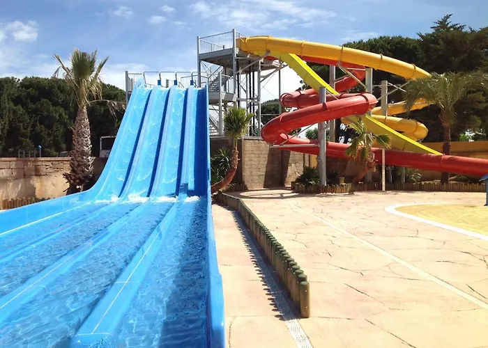 Topsun La Sirene 3 Bedroom Max 4 Adulte Et 2 Des Ses Enfants Campeggio Argelès-sur-Mer